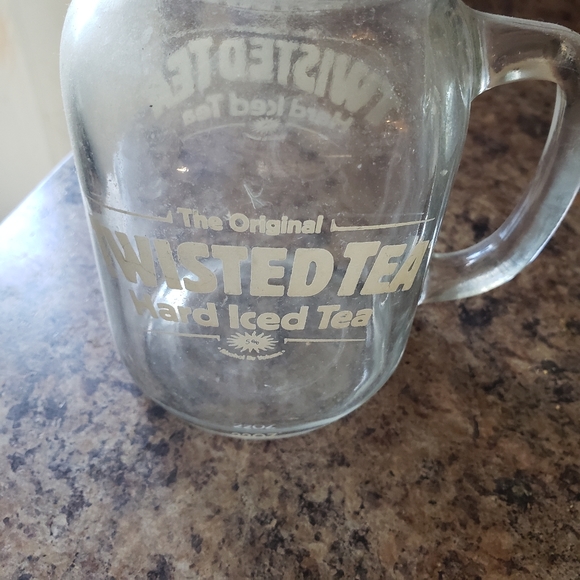 twisted tea mason jar glass with handle 22oz - Picture 2 of 3
